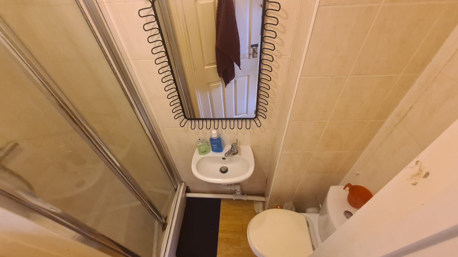 17, Stainby Close, West Drayton photo 5