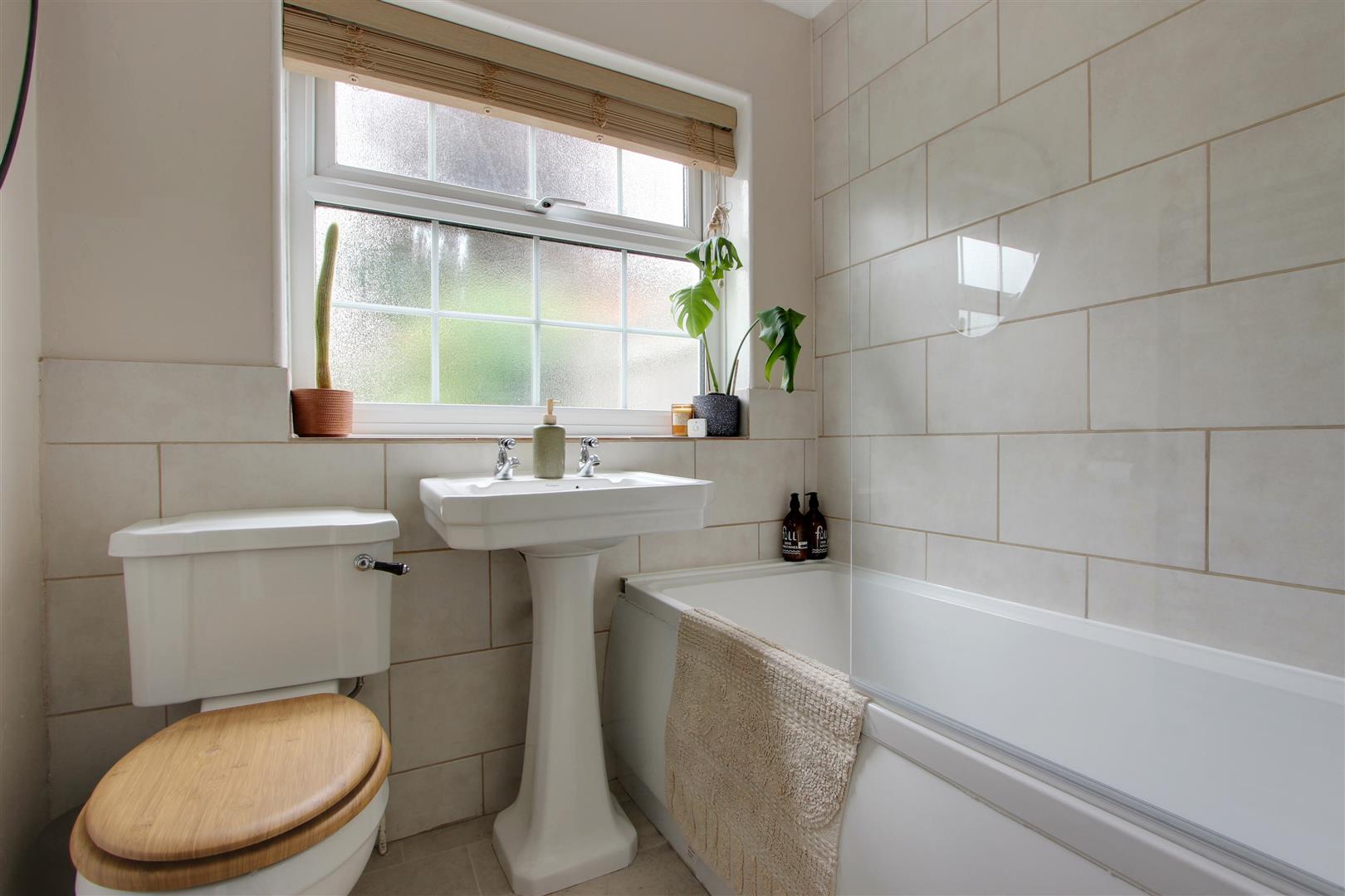 Photos of Vicarage Road, Pitstone, Leighton Buzzard LU7 67526477 PrimeLocation