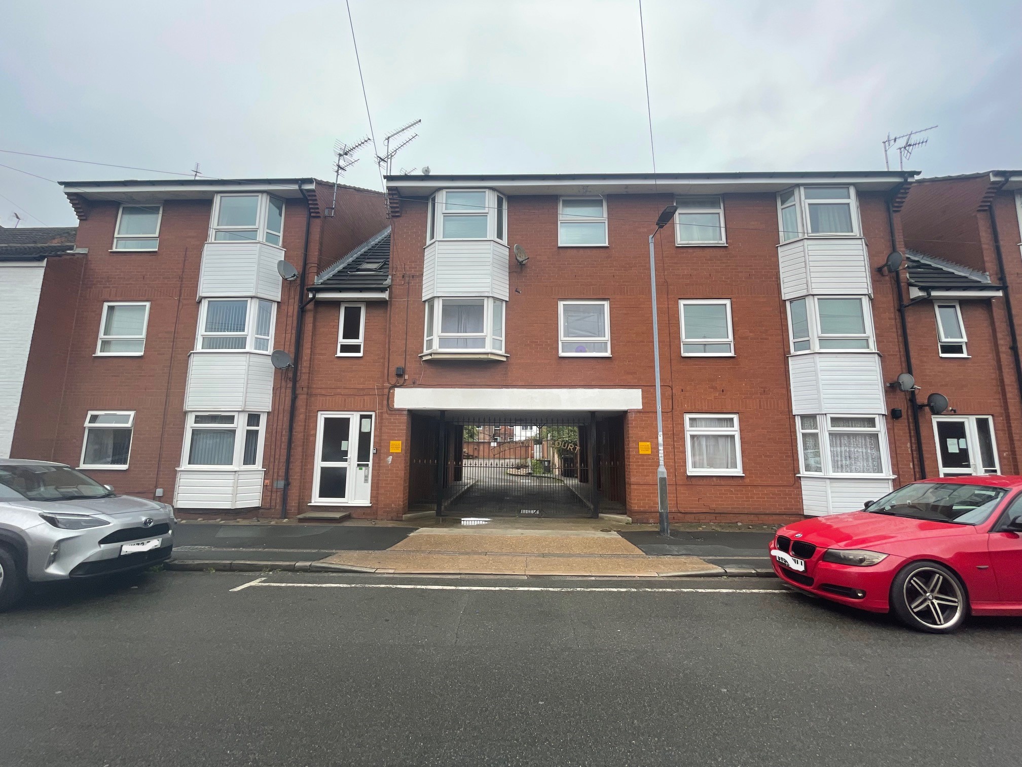 6, Durham Court, Hull photo 2