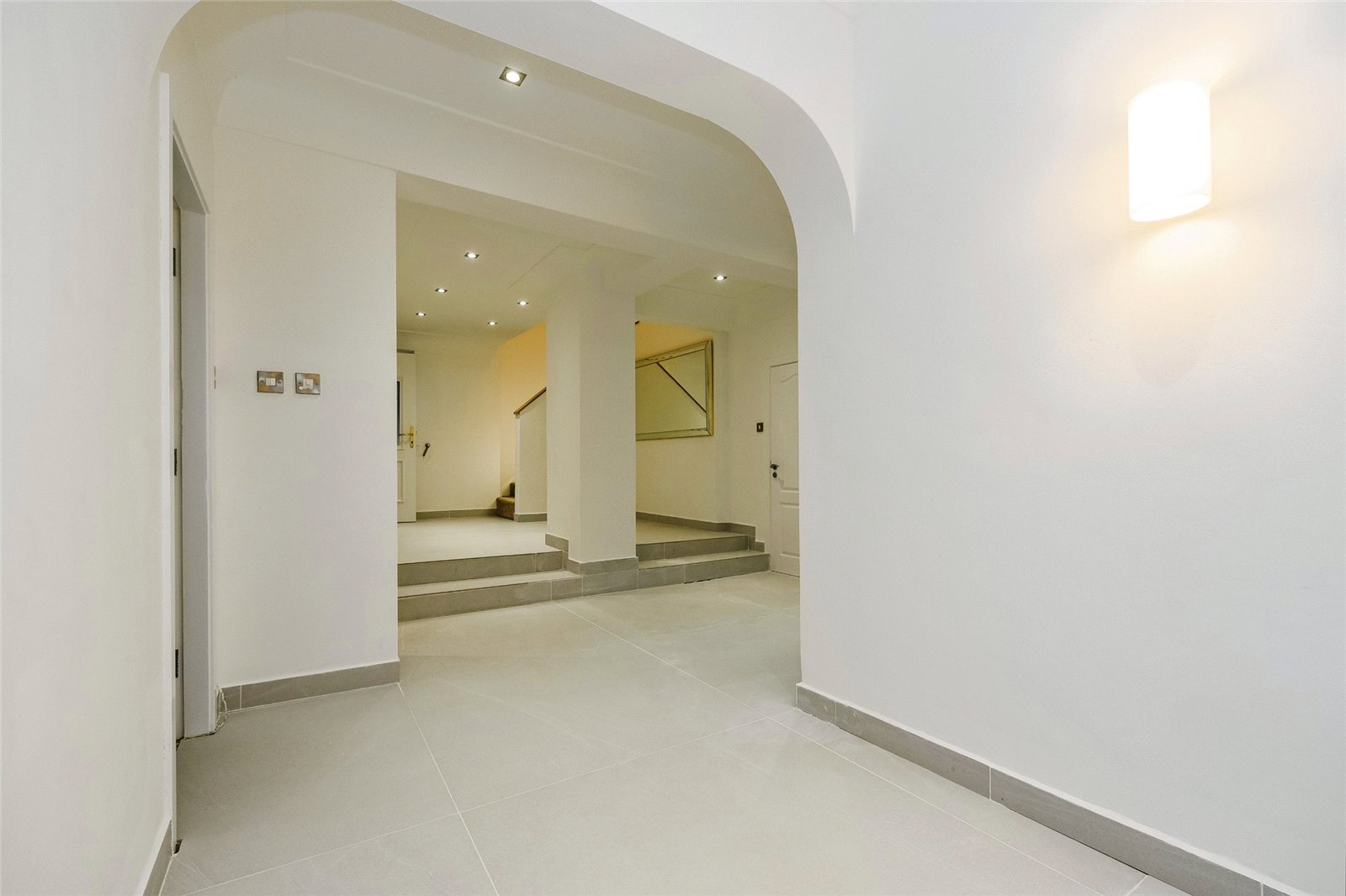 7 bedroom detached house for sale 0