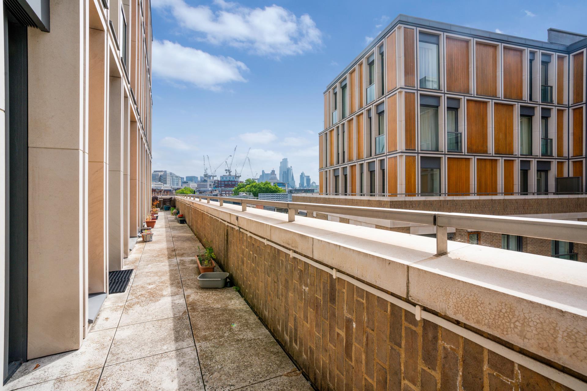 63 Wren House, 190 Strand, London photo 5
