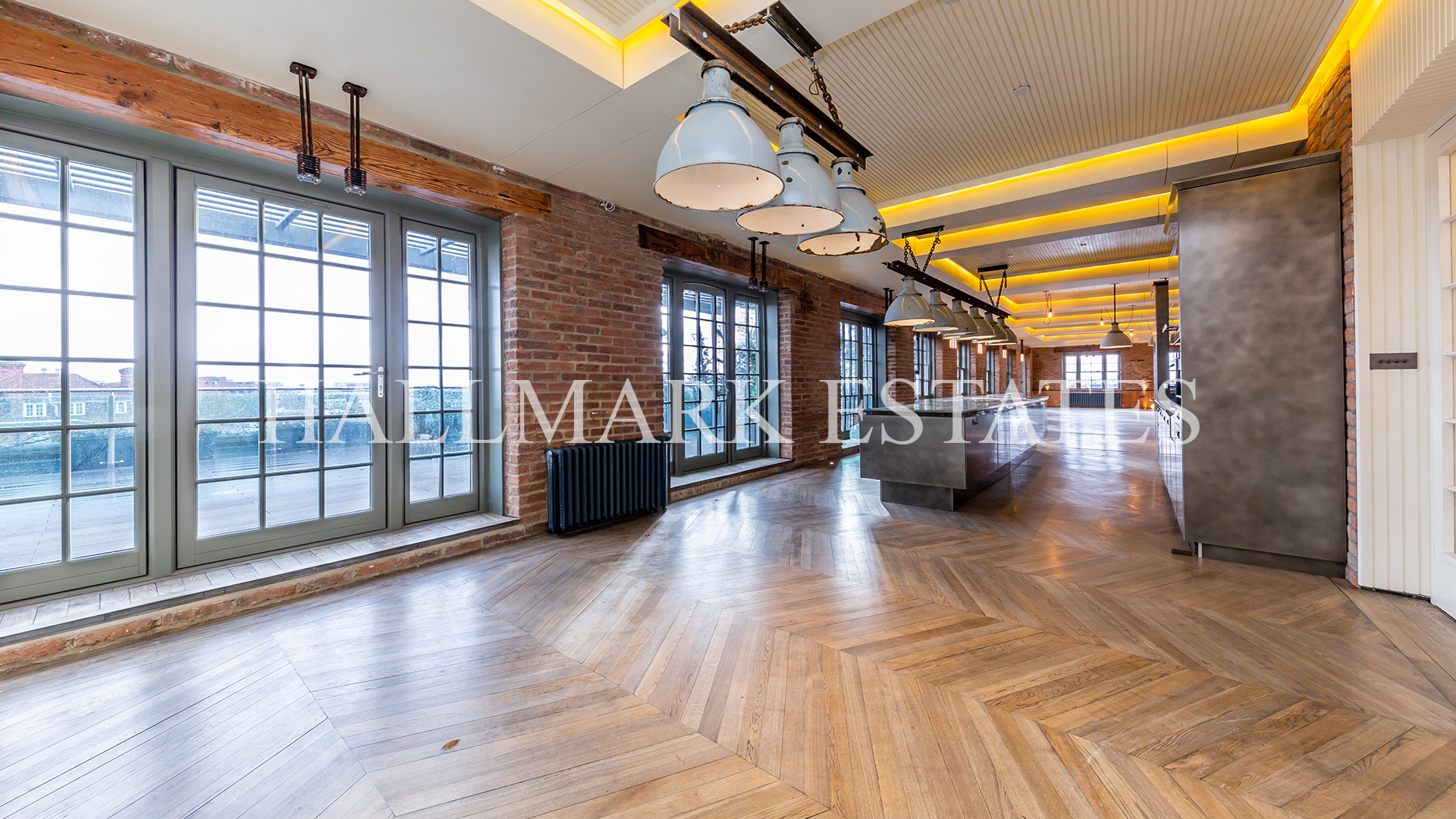 4 bedroom flat for sale 0