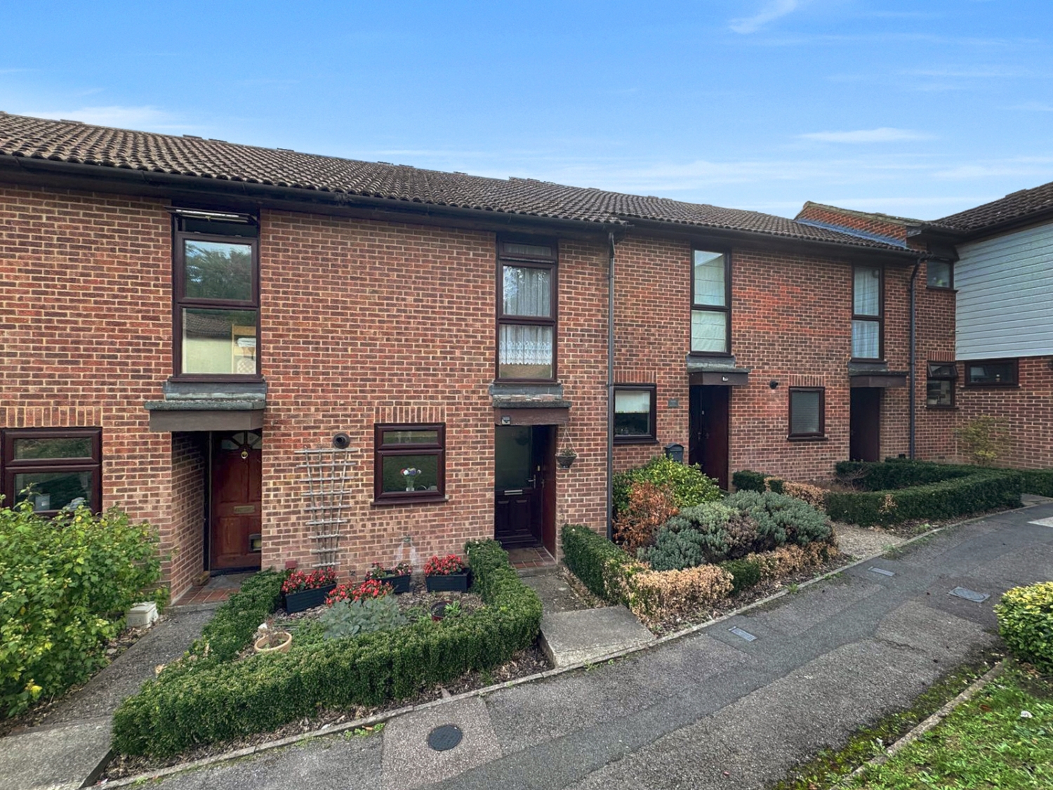 14, Sutherland Close, Bordon photo 3