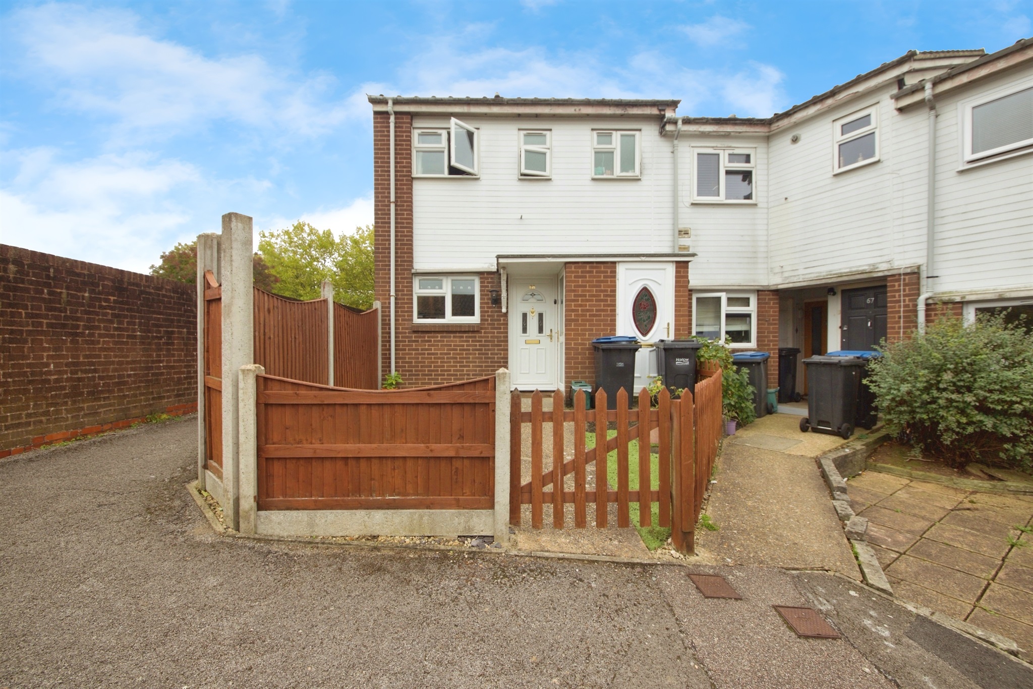 3-bed house on 68, Sycamore Field, Harlow, £340,000