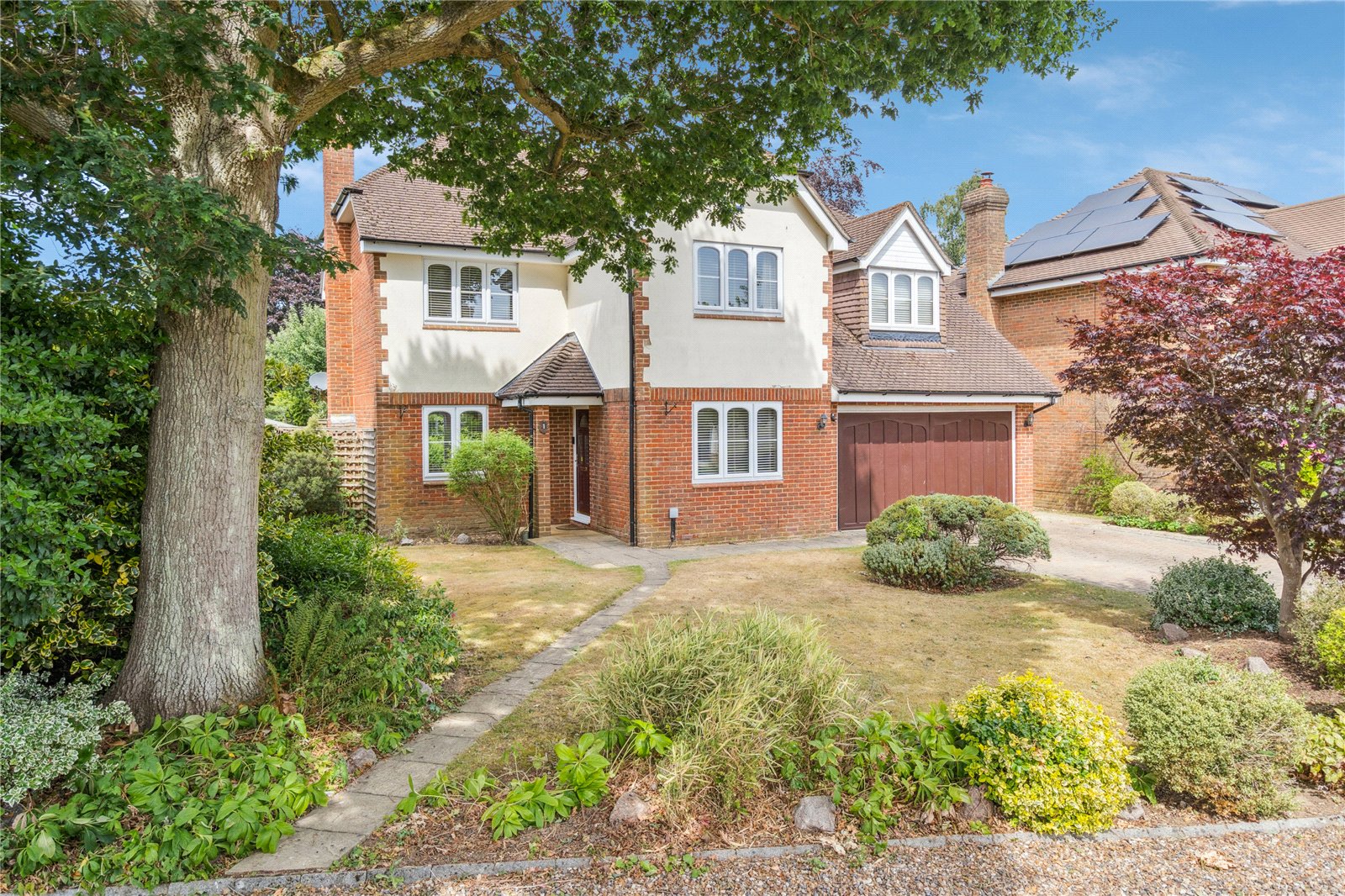 5 bedroom semi-detached house for sale in London