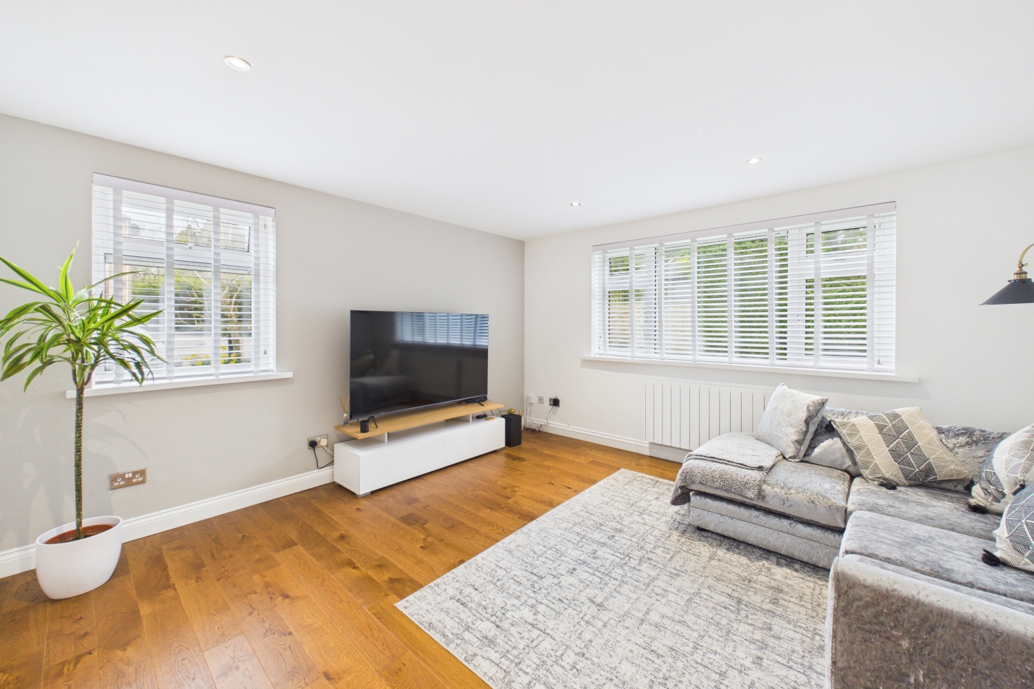 Flat 2, 8 Cypress Avenue, Sheffield photo 2