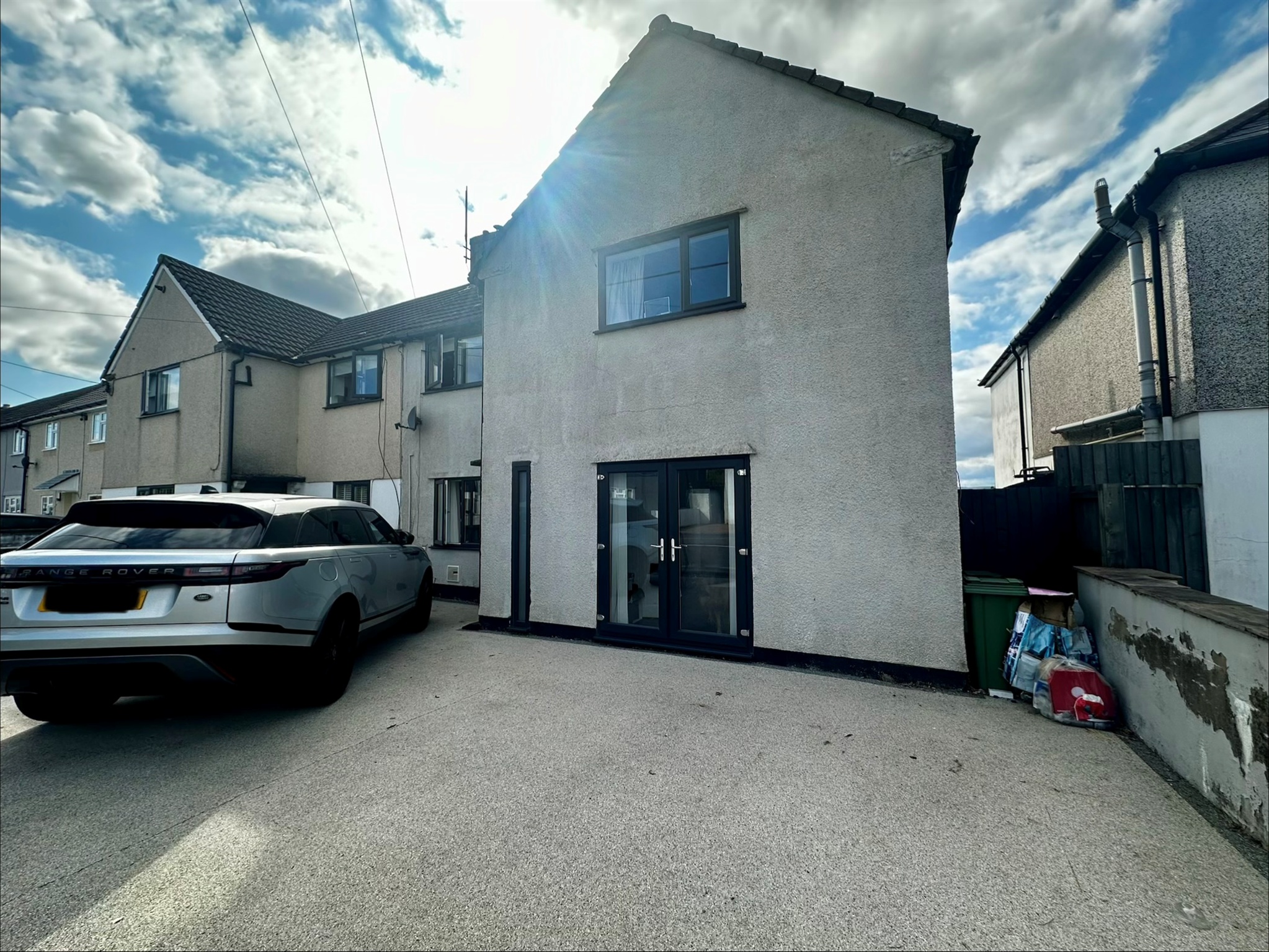 53, Llantrisant Road, PONTYPRIDD photo 3