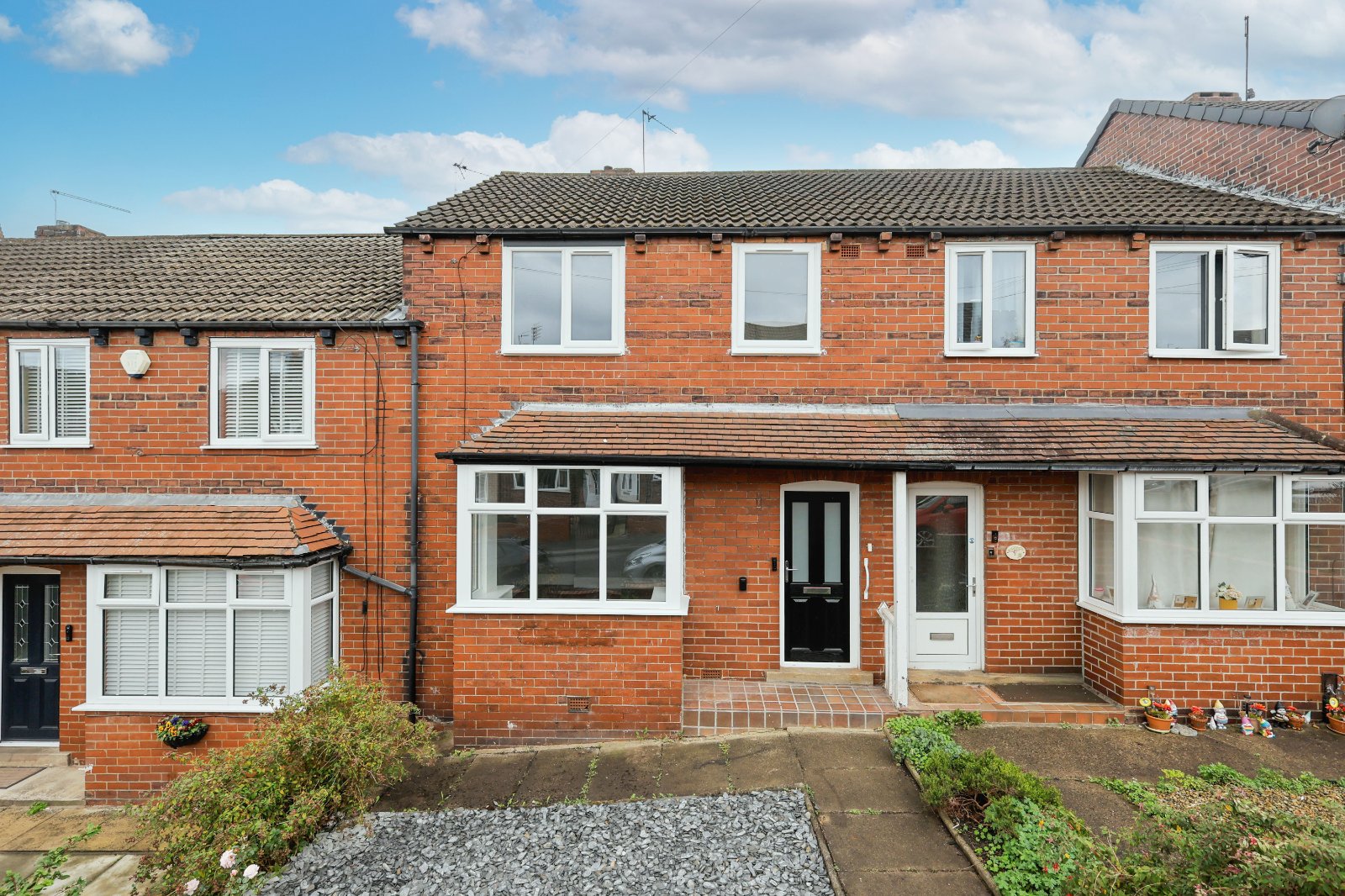 3 bed terraced house for sale