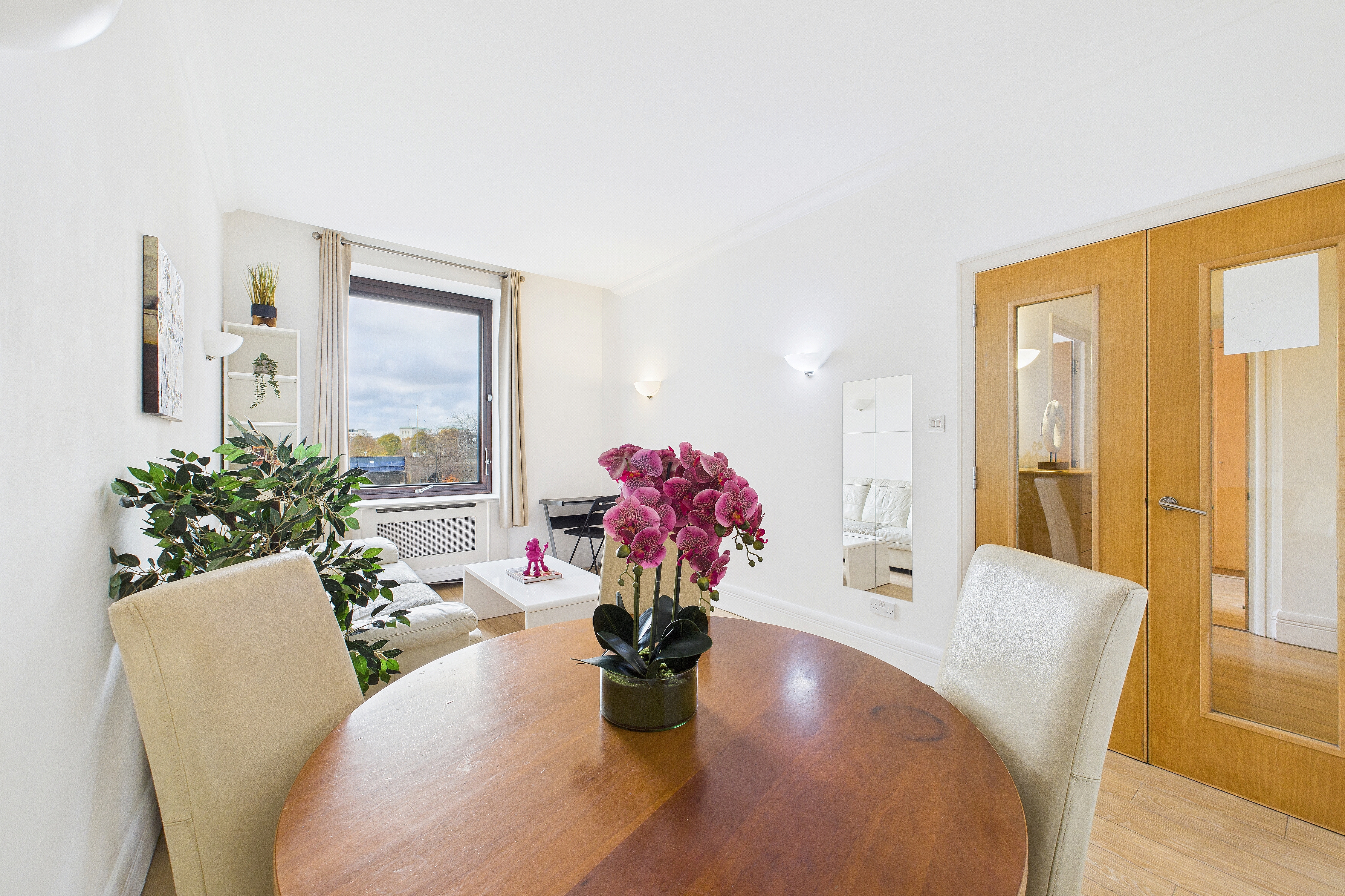 Flat 328, Whitehouse Apartments 9, Belvedere Road, LONDON photo 4