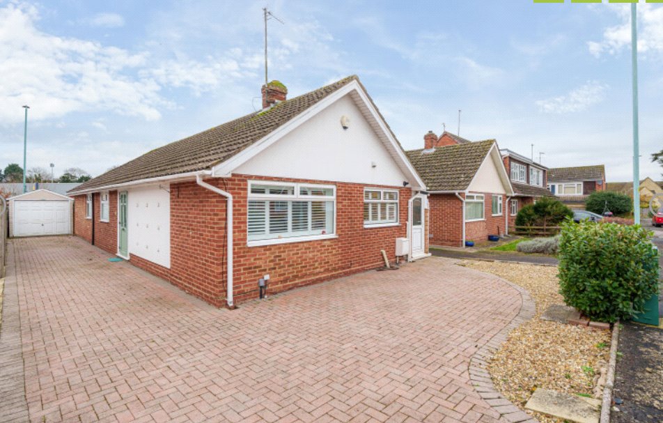 3-bed house on 40, Sedgley Road, Cheltenham, £375,000