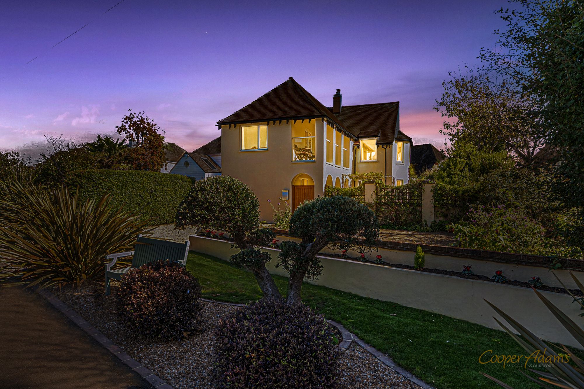 3 bedroom detached house for sale 0