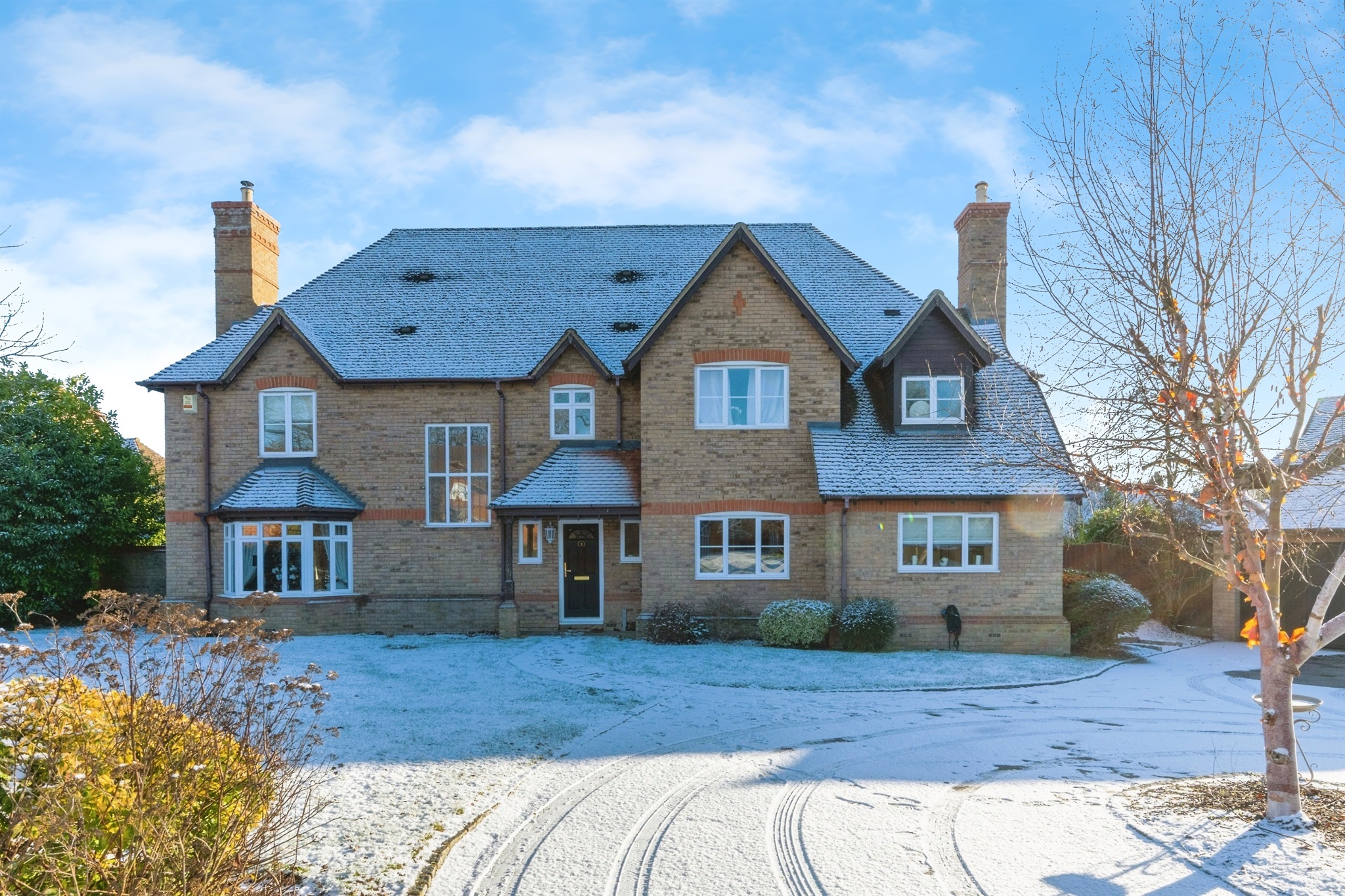 Best Coastal Towns to Buy Property in the UK