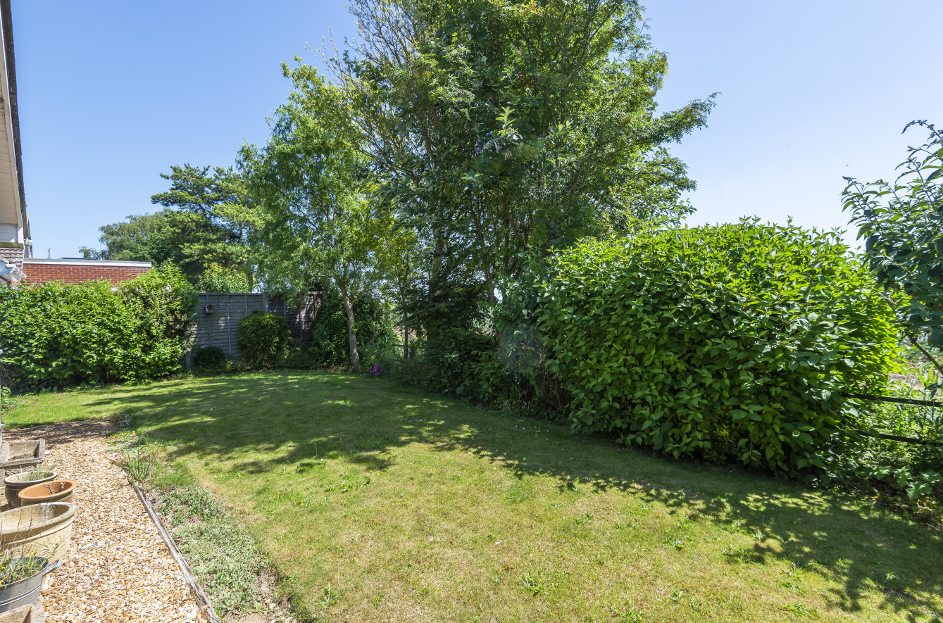 Photos of Broadgate, Weston Hills PE12 61799341 PrimeLocation