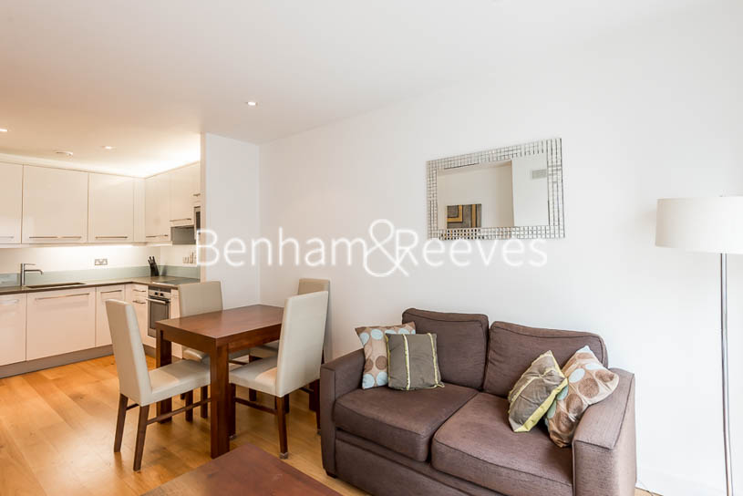 20, Gillingham Street, Victoria photo 4