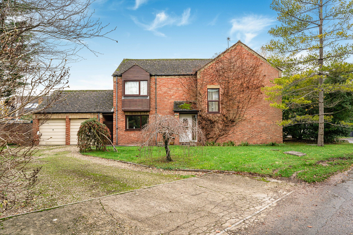 2, Ludgershall Road, Piddington photo 2
