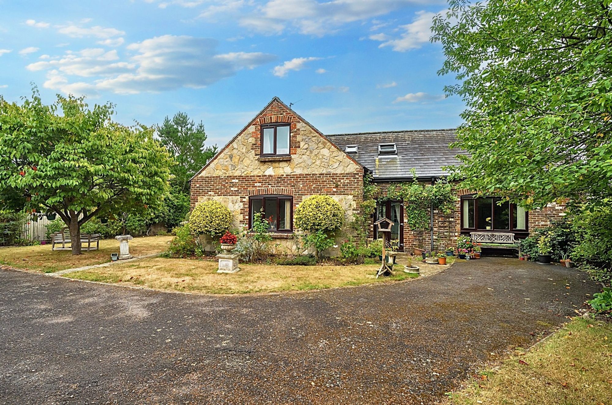 3-bed house on Langdale First Avenue, Chichester, £600,000