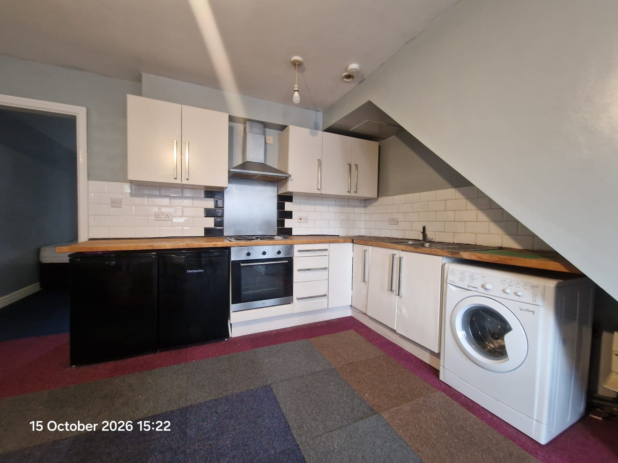 Tong Road, Leeds photo 4