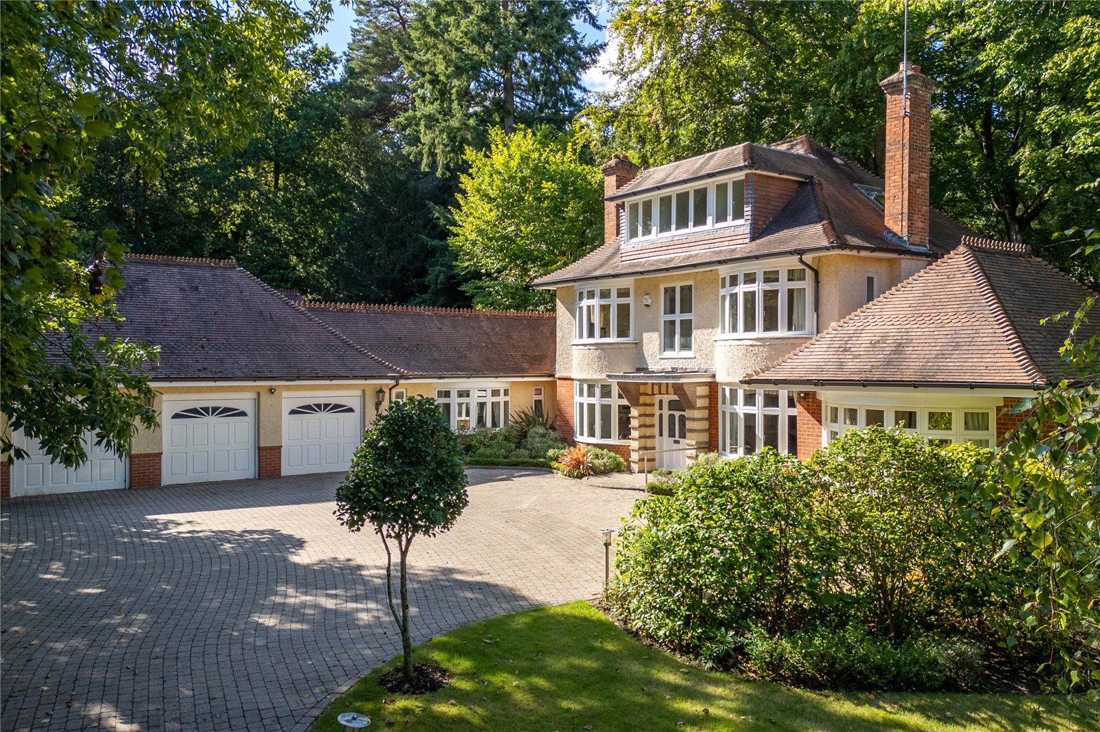 5-bed detached on 27, Leicester Road, Dorset, £1,750,000