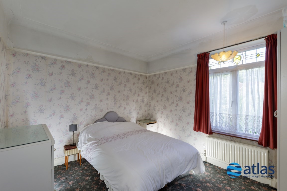 Photos of Queens Drive, Mossley Hill L18 61769859 PrimeLocation