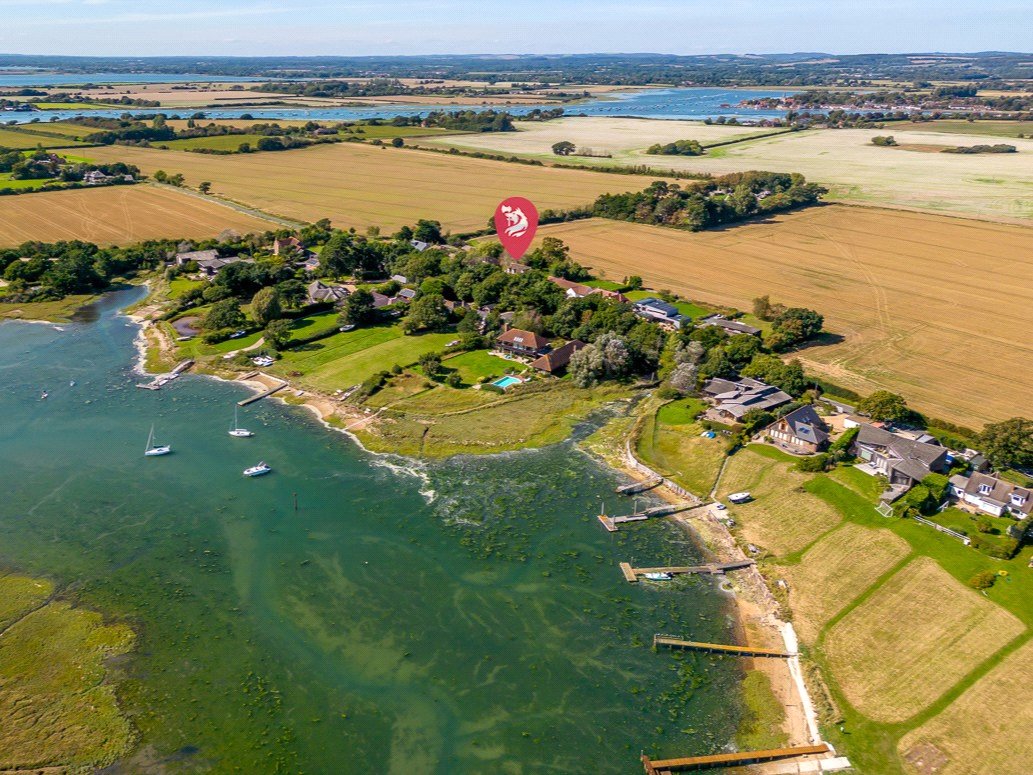 4 bedroom detached house for sale 0