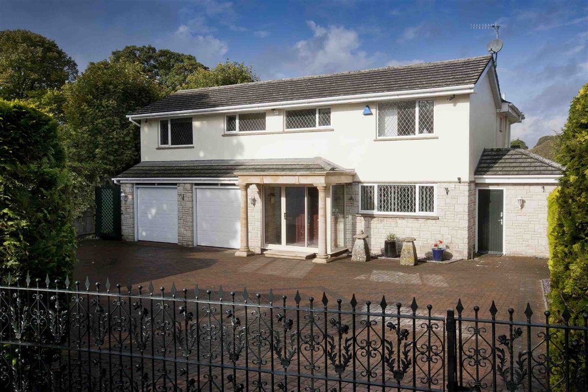 Free property report 15 Old Castle Road, Salisbury, SP1 3SF Chimnie