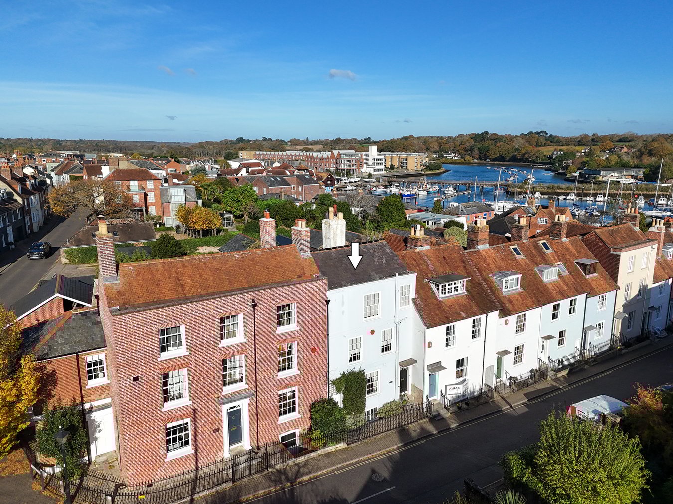 3 bedroom terraced house for sale in Twickenham
