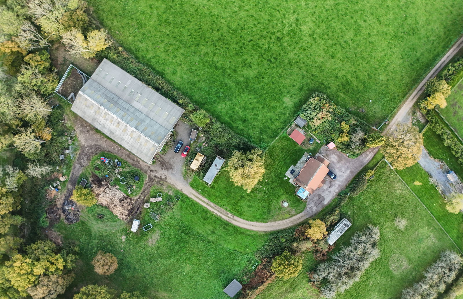 3 bedroom detached house for sale 0