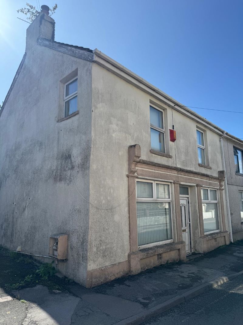 4 Station Road, Kidwelly photo 5