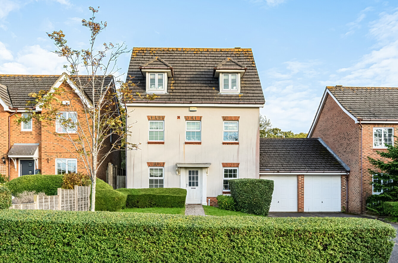 5-bed house on 63, Titchfield Park Road, Hampshire, £550,000