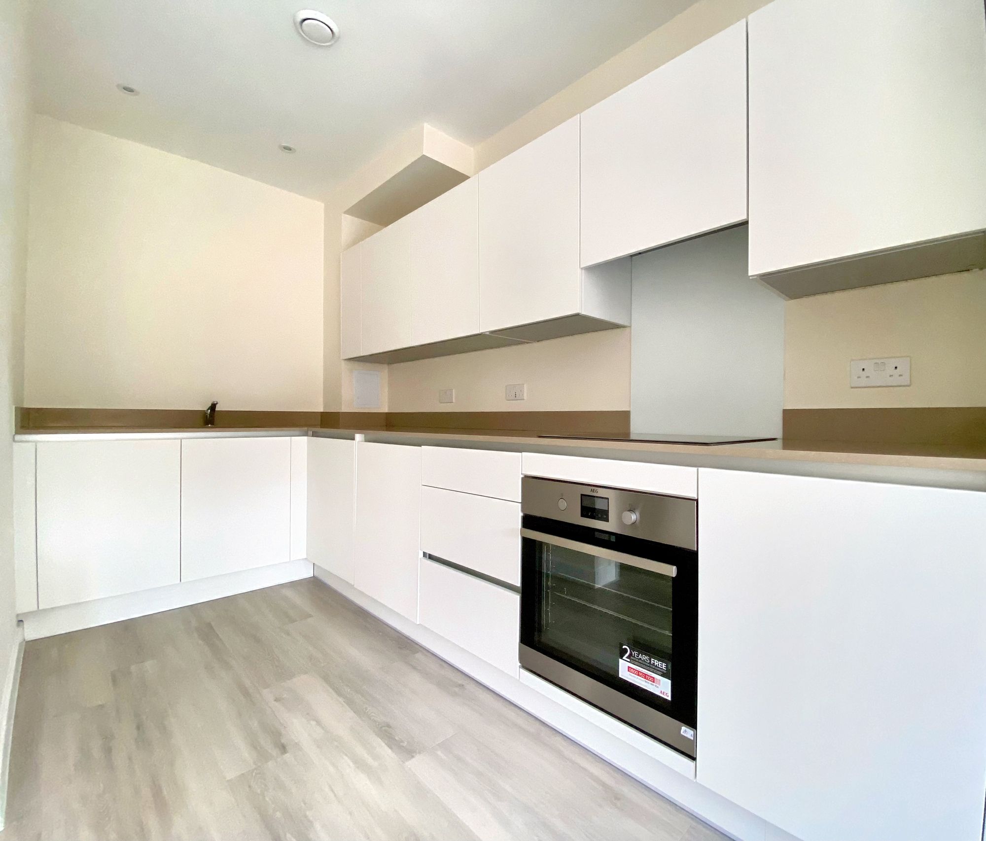 3 bedroom terraced house for sale 0