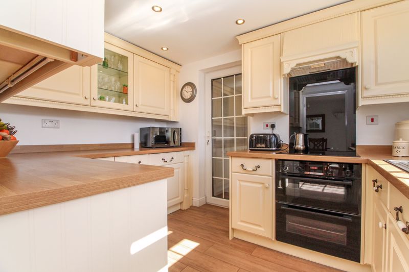 Photos of Cheviot Close, Bedford MK41 64398999 PrimeLocation