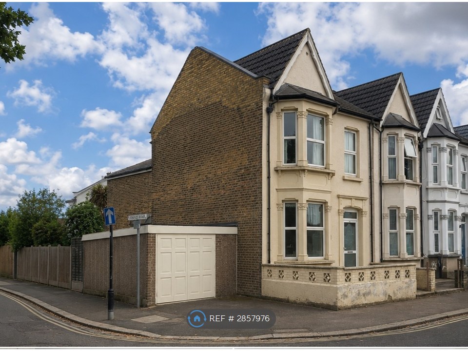 Goodall Road, London photo 5