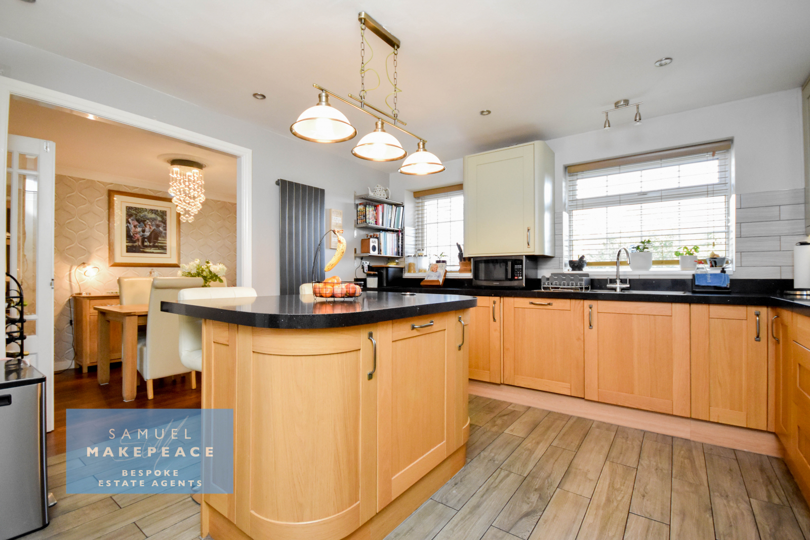 11 Linnett Grove, Packmoor, Stoke-on-Trent photo 4