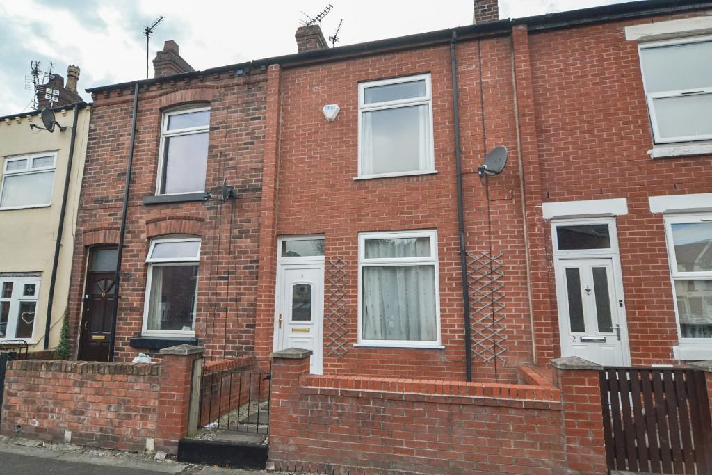 4, Newton-le-Willows photo 2