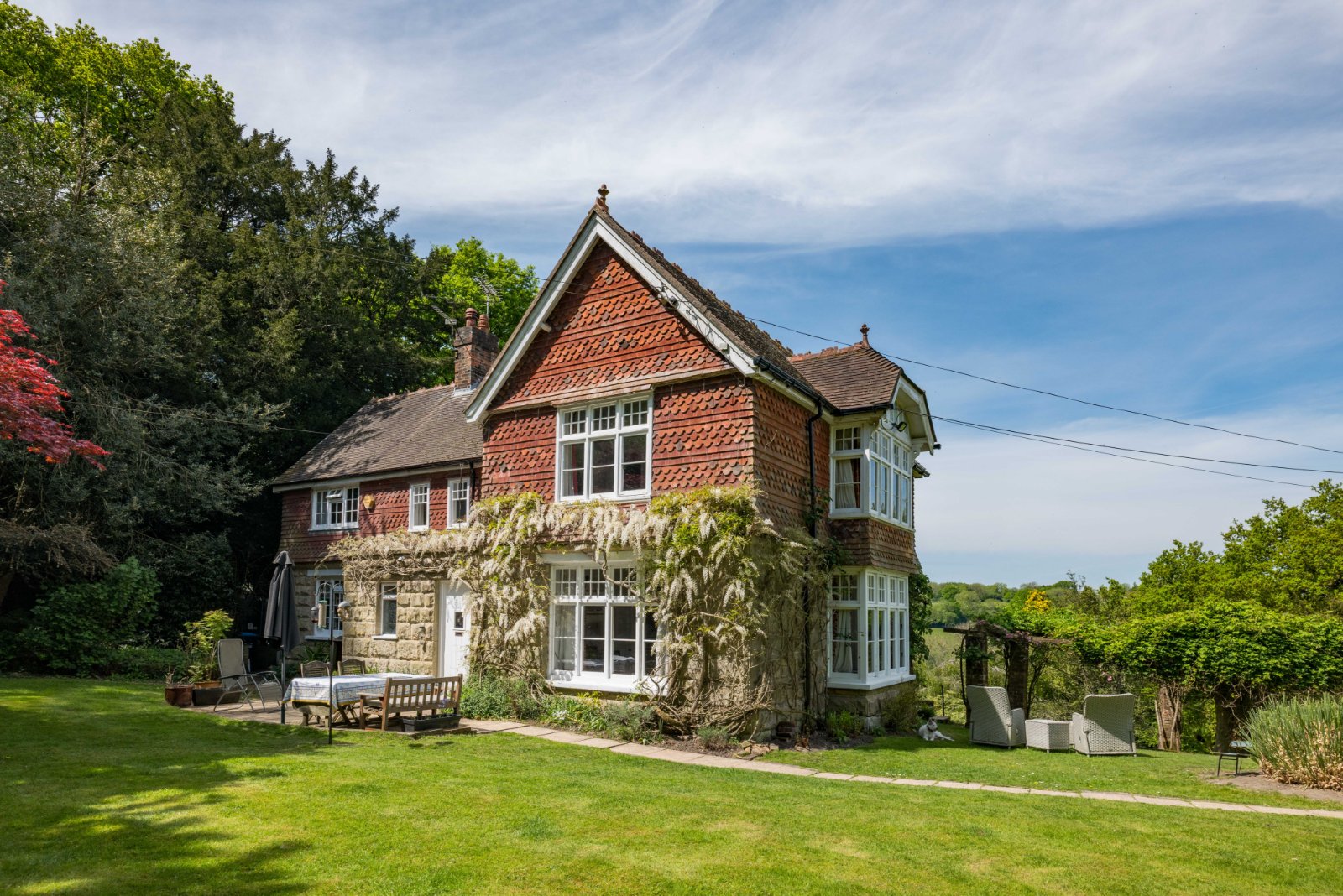 4 bedroom detached house for sale 0