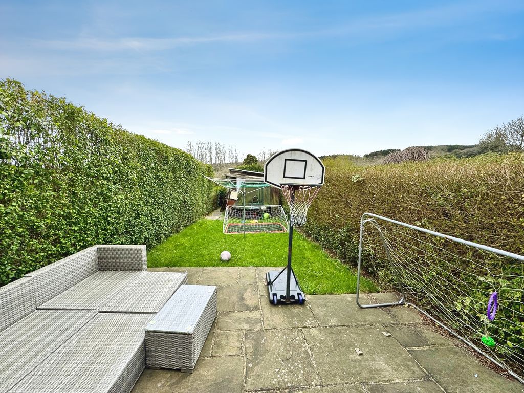 30, West Street, Rowlands Gill photo 4