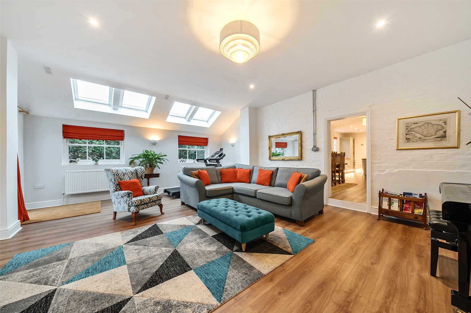 6 bedroom end terrace house for sale in London