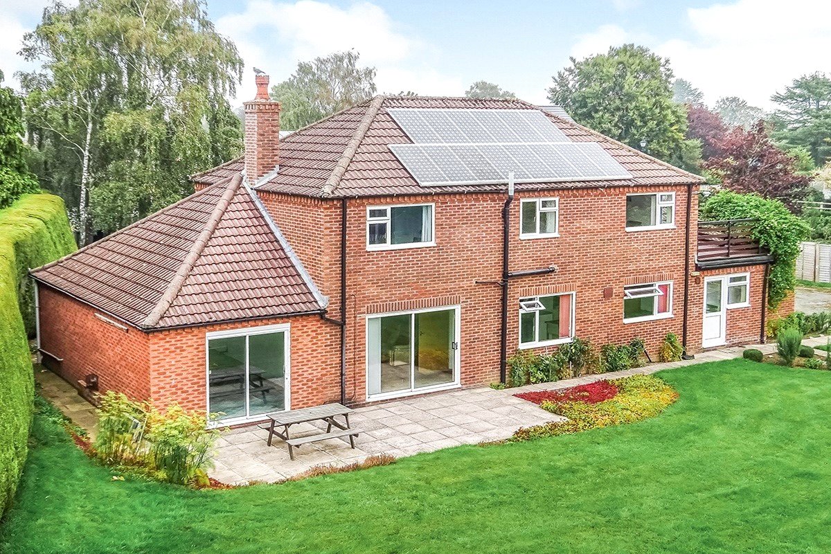 Photos of Croeswylan Lane, Oswestry, Shropshire SY10 64046649