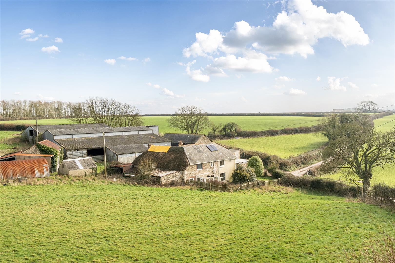 4 bedroom detached house for sale in Banstead