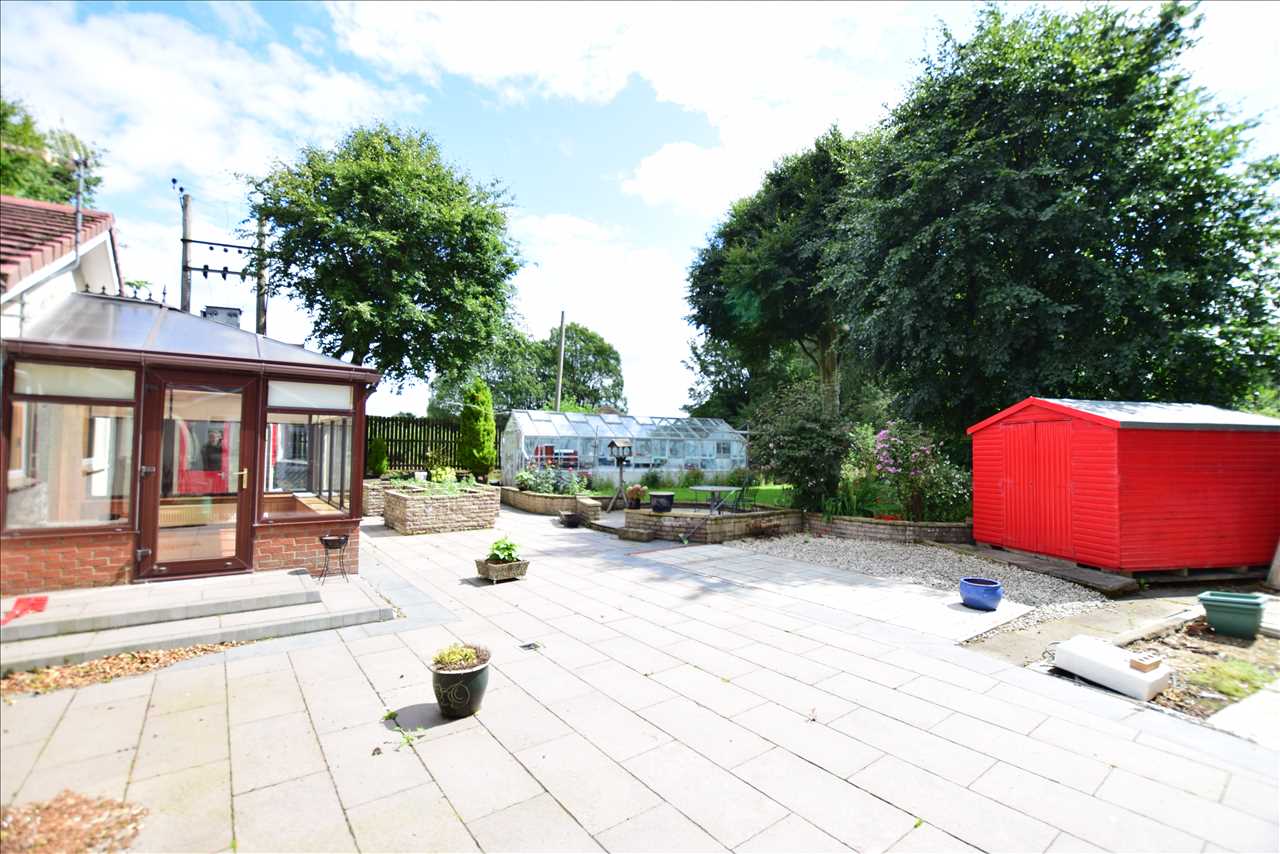 Photos of Heather Row, Carluke ML8 62529471 PrimeLocation