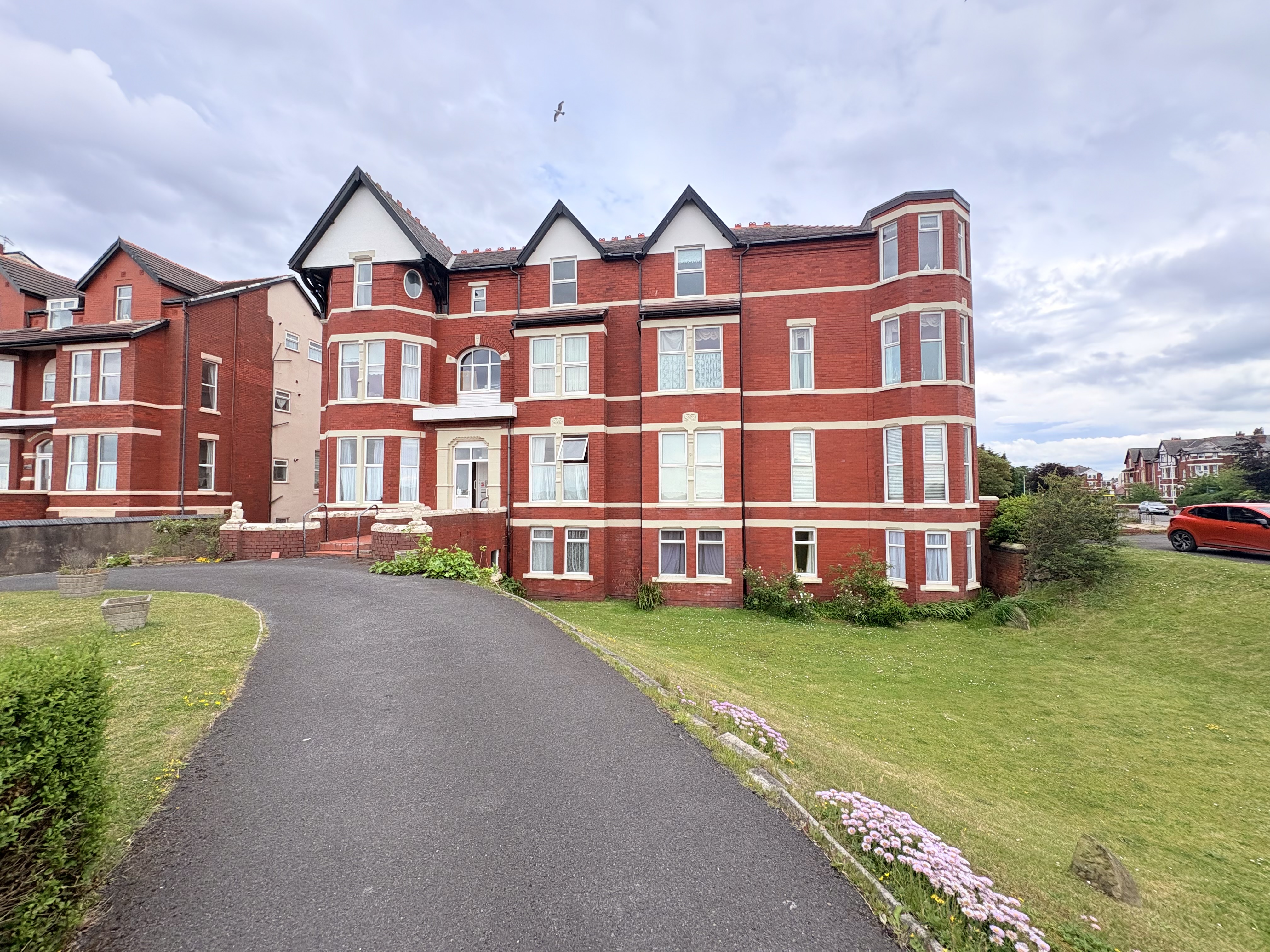 Flat 3, Southport photo 2