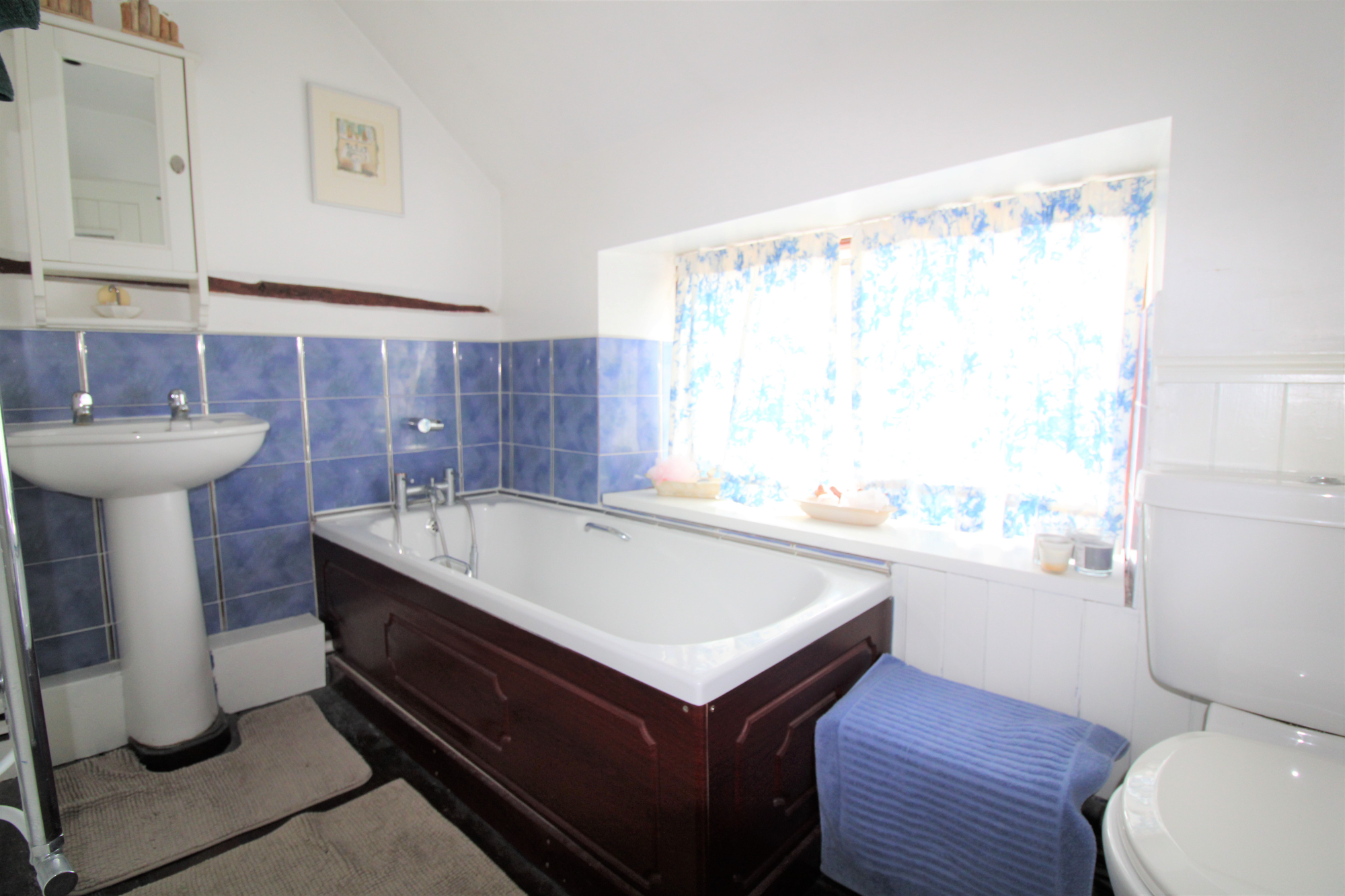 Photos of Hoopers Pool, Southwick, Trowbridge BA14 61342532