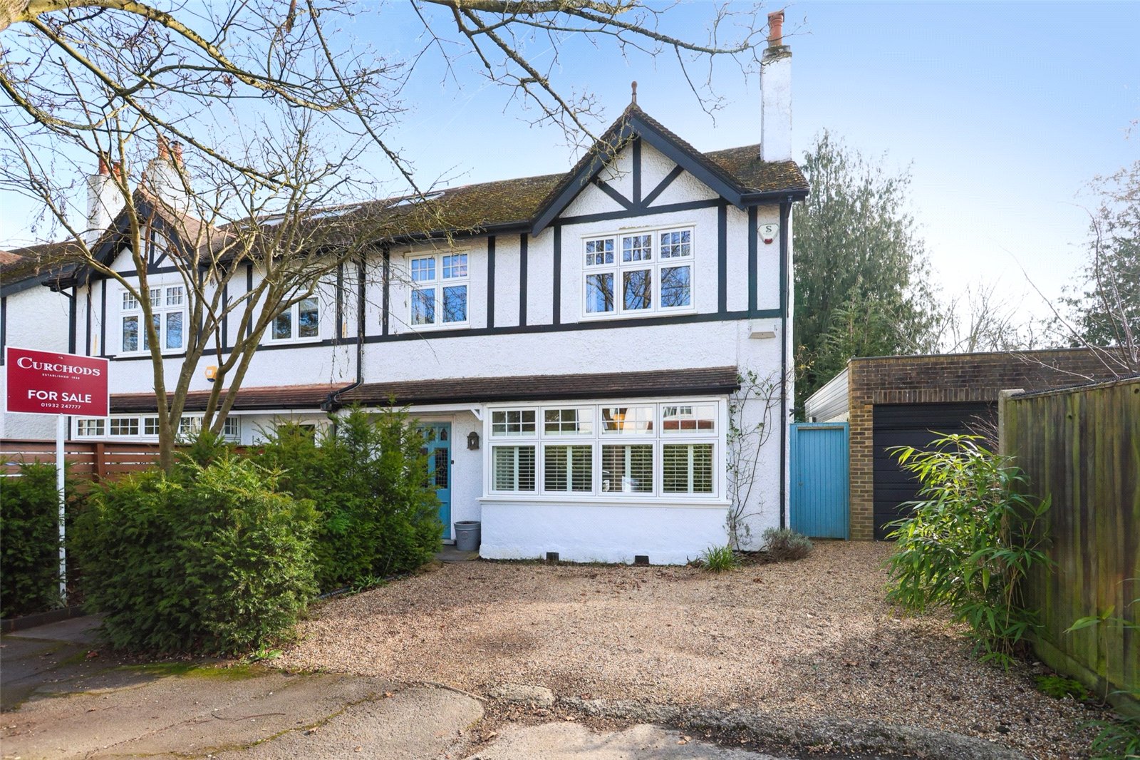 4 bedroom semi-detached house for sale 0