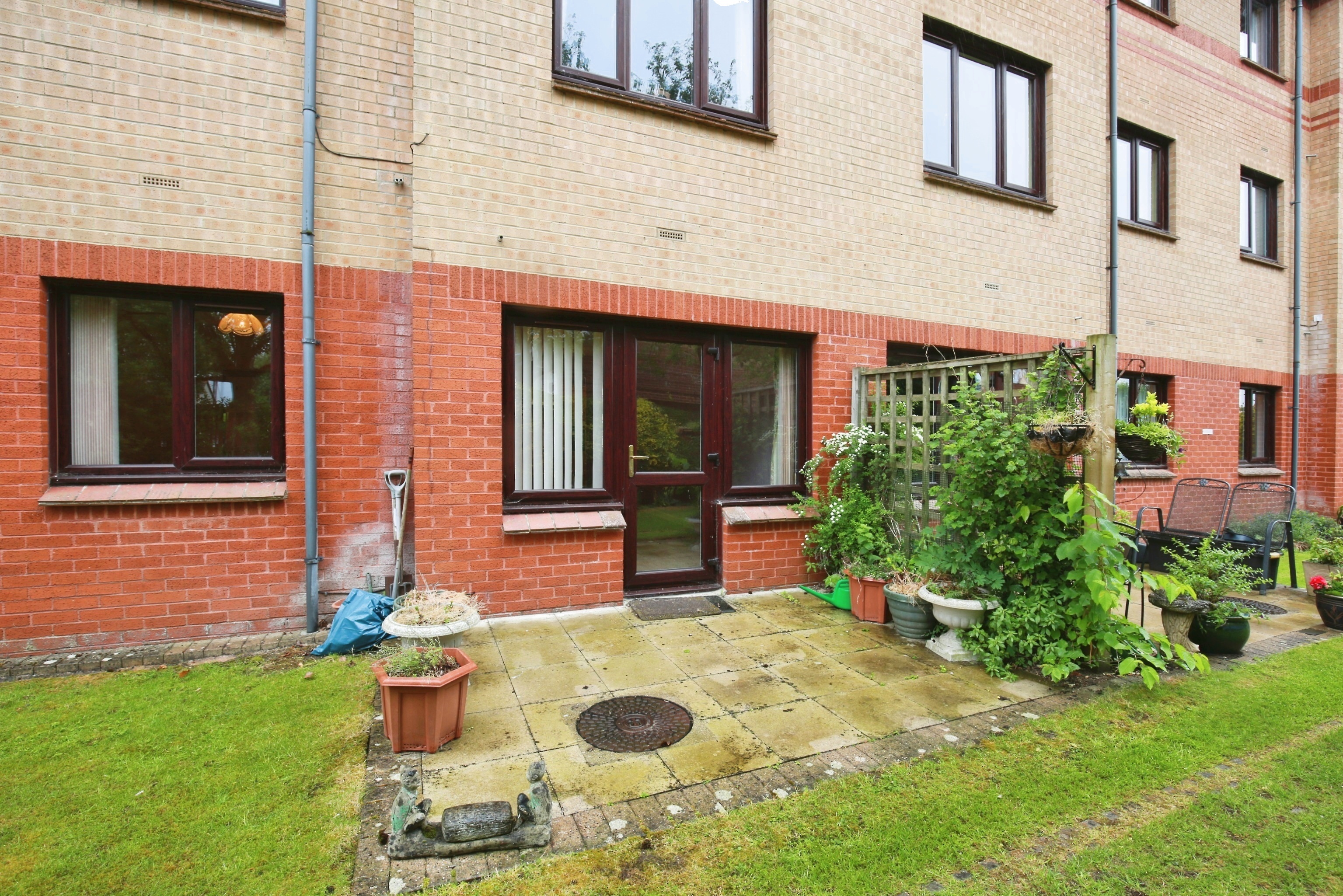1-bed flat on 113, Marlborough Court, Didcot, £98,500