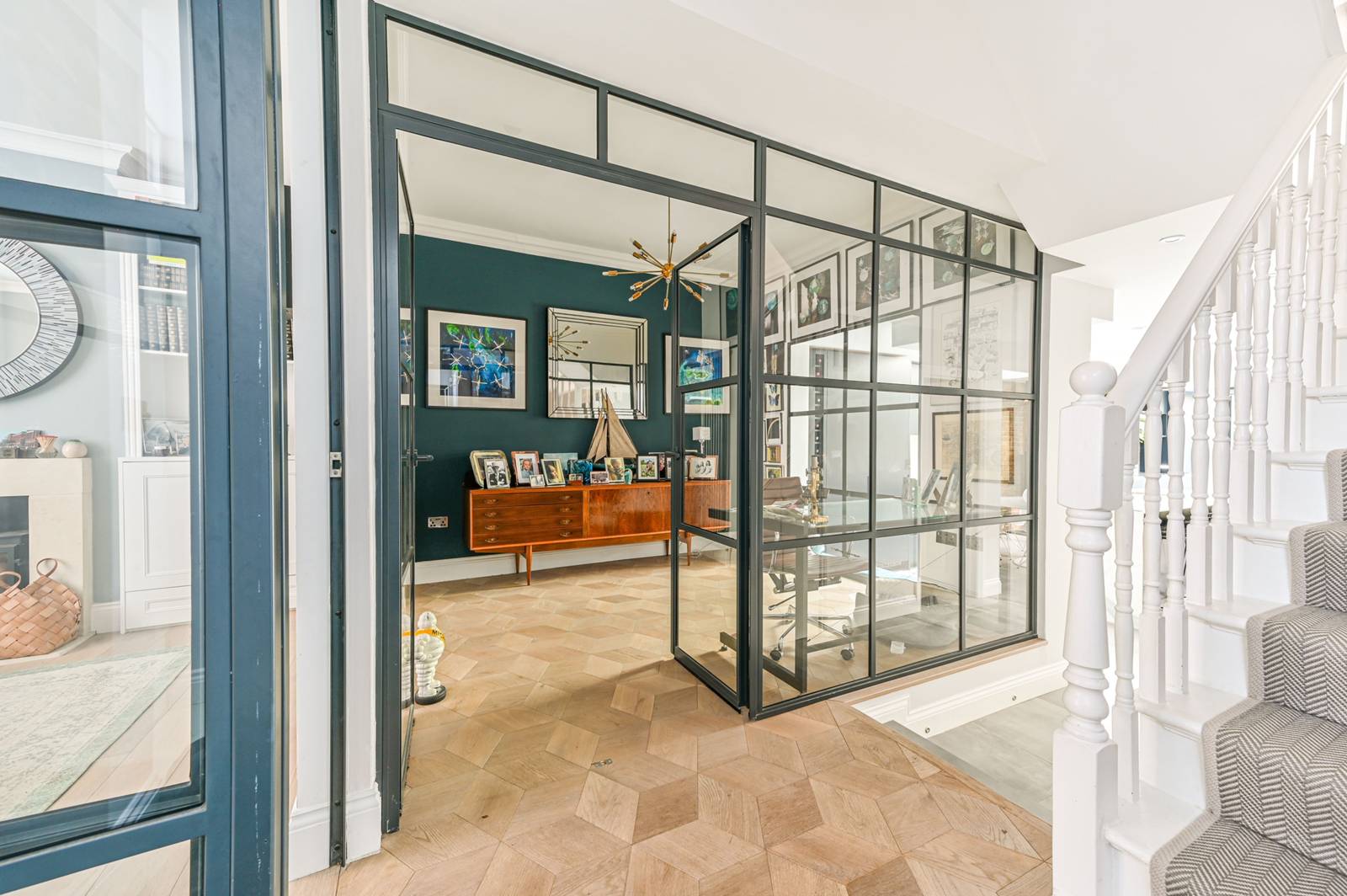 4 bedroom semi-detached house for sale 0