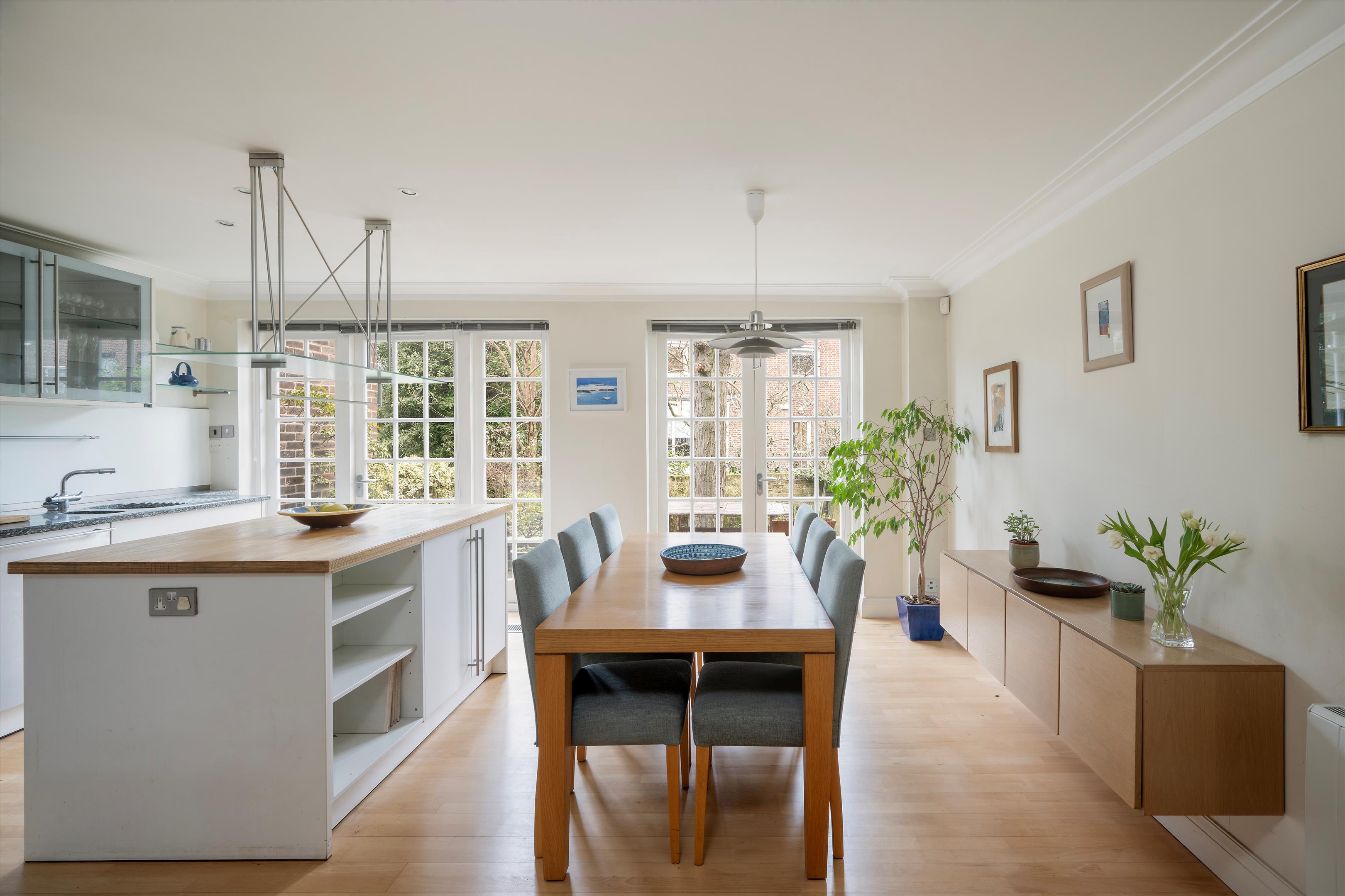 4 bedroom terraced house for sale 0