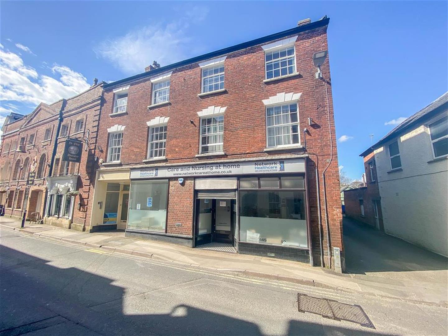 1-bed flat on 15E, Long Street, Dursley, £105,000