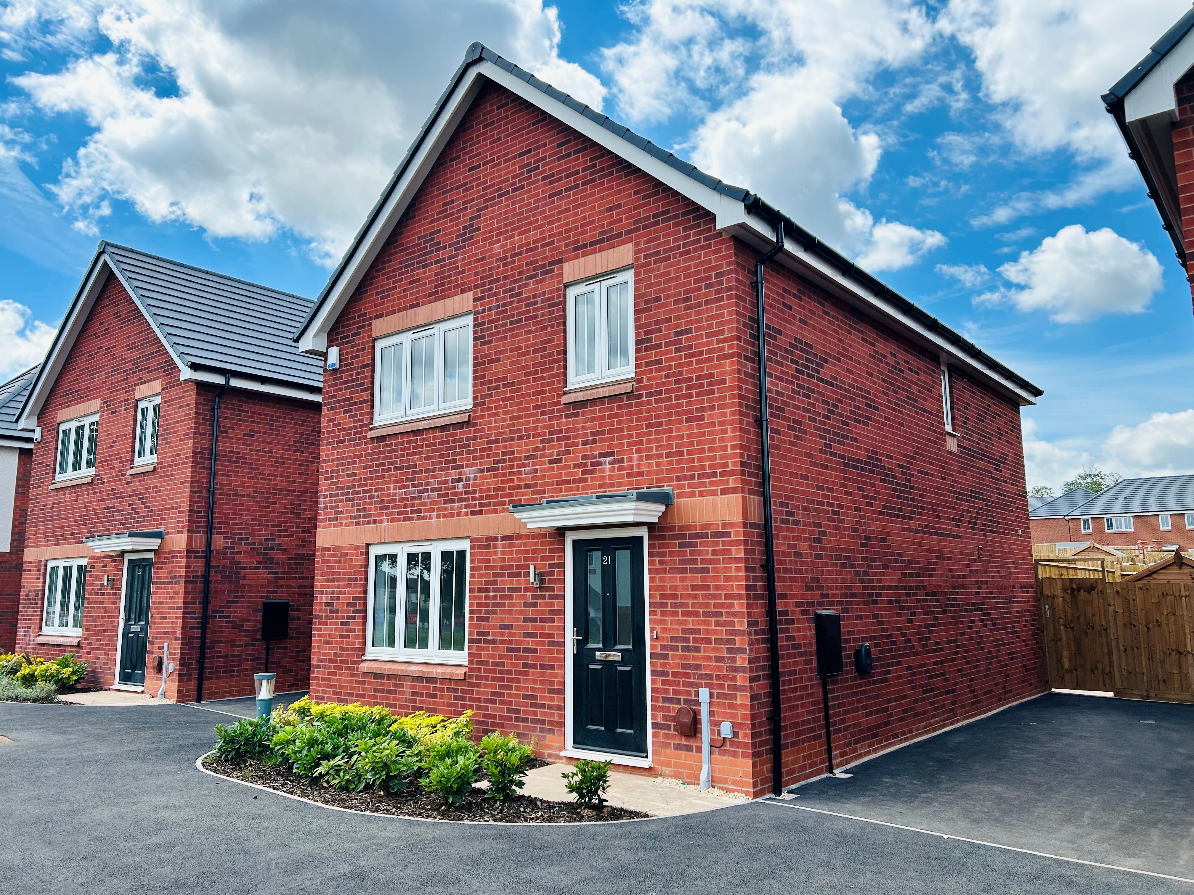 3-bed house on 21, Chandos Drive, Derby, £1,725/mo