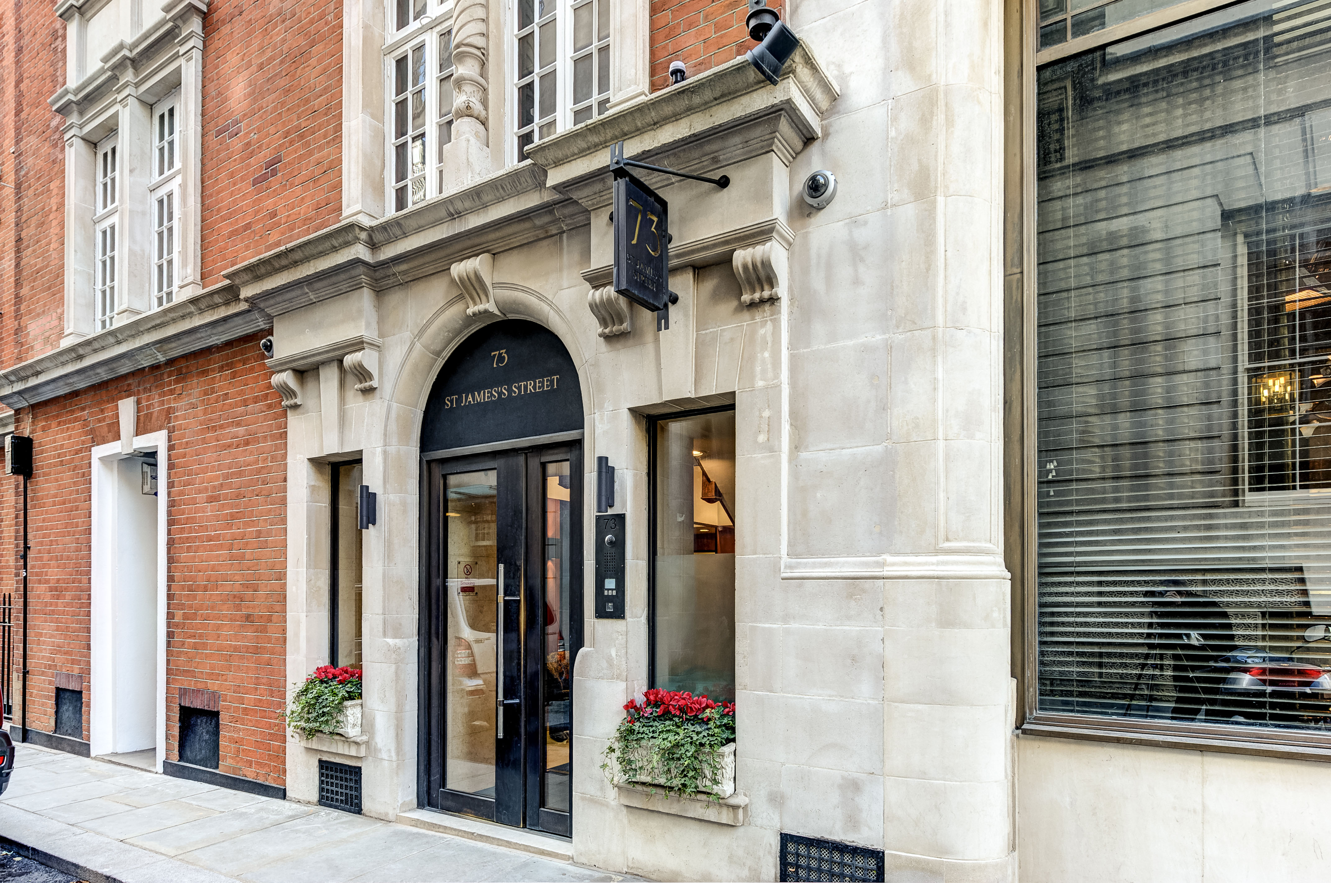 Photos of St James's Street, London SW1A 31026928 PrimeLocation