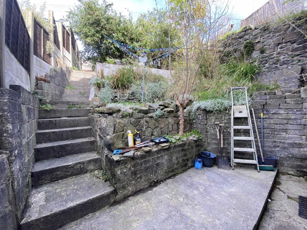 144, Glanaman Road, Aberdare photo 5